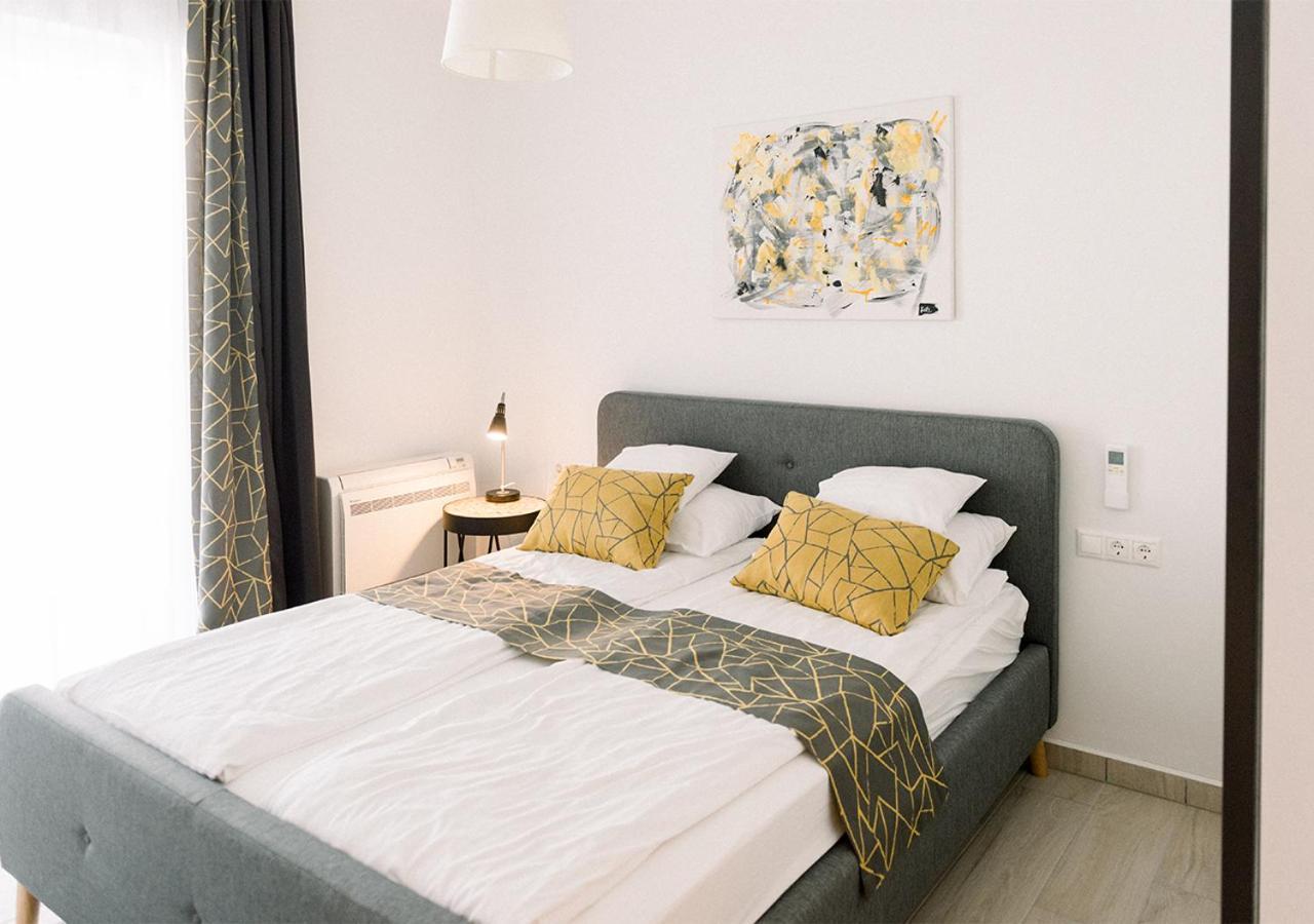 Royal 27 Apartman Keszthely Bagian luar foto