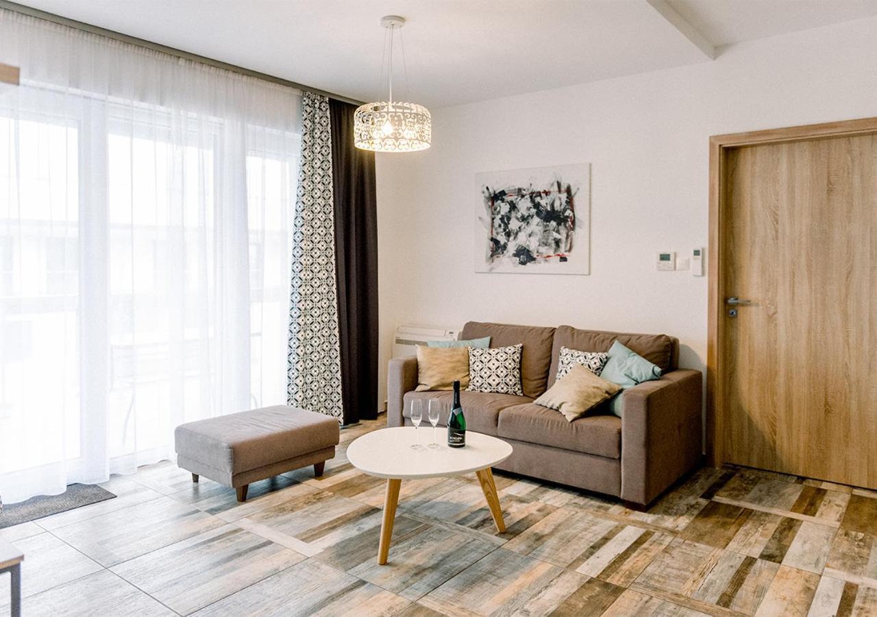 Royal 27 Apartman Keszthely Bagian luar foto