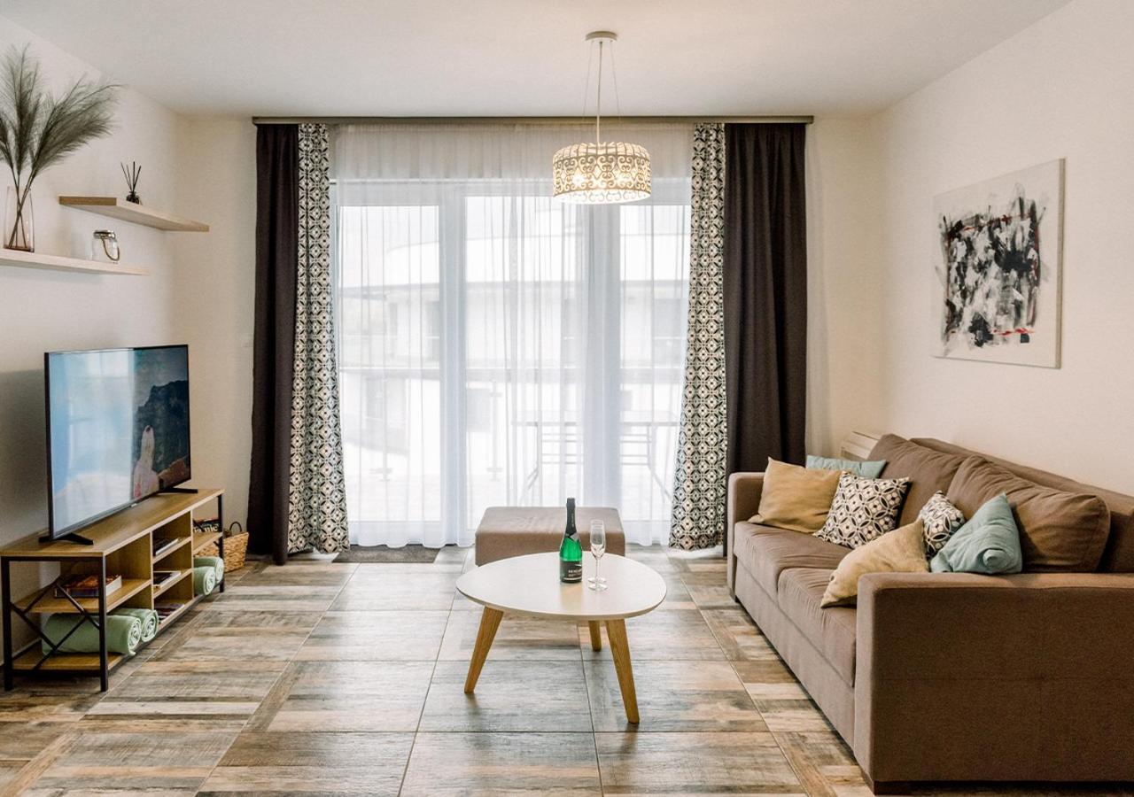 Royal 27 Apartman Keszthely Bagian luar foto